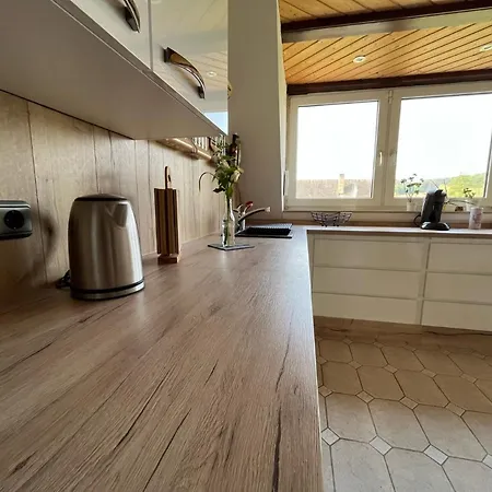Schoene In Ruhiger Laendlicher Lage Apartamento