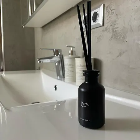 Schoene In Ruhiger Laendlicher Lage Apartamento
