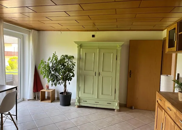 Schoene In Ruhiger Laendlicher Lage * Heidenheim (Bavaria)