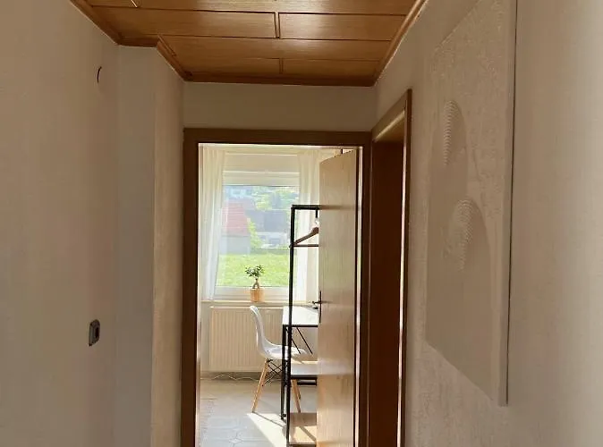 Schoene In Ruhiger Laendlicher Lage *